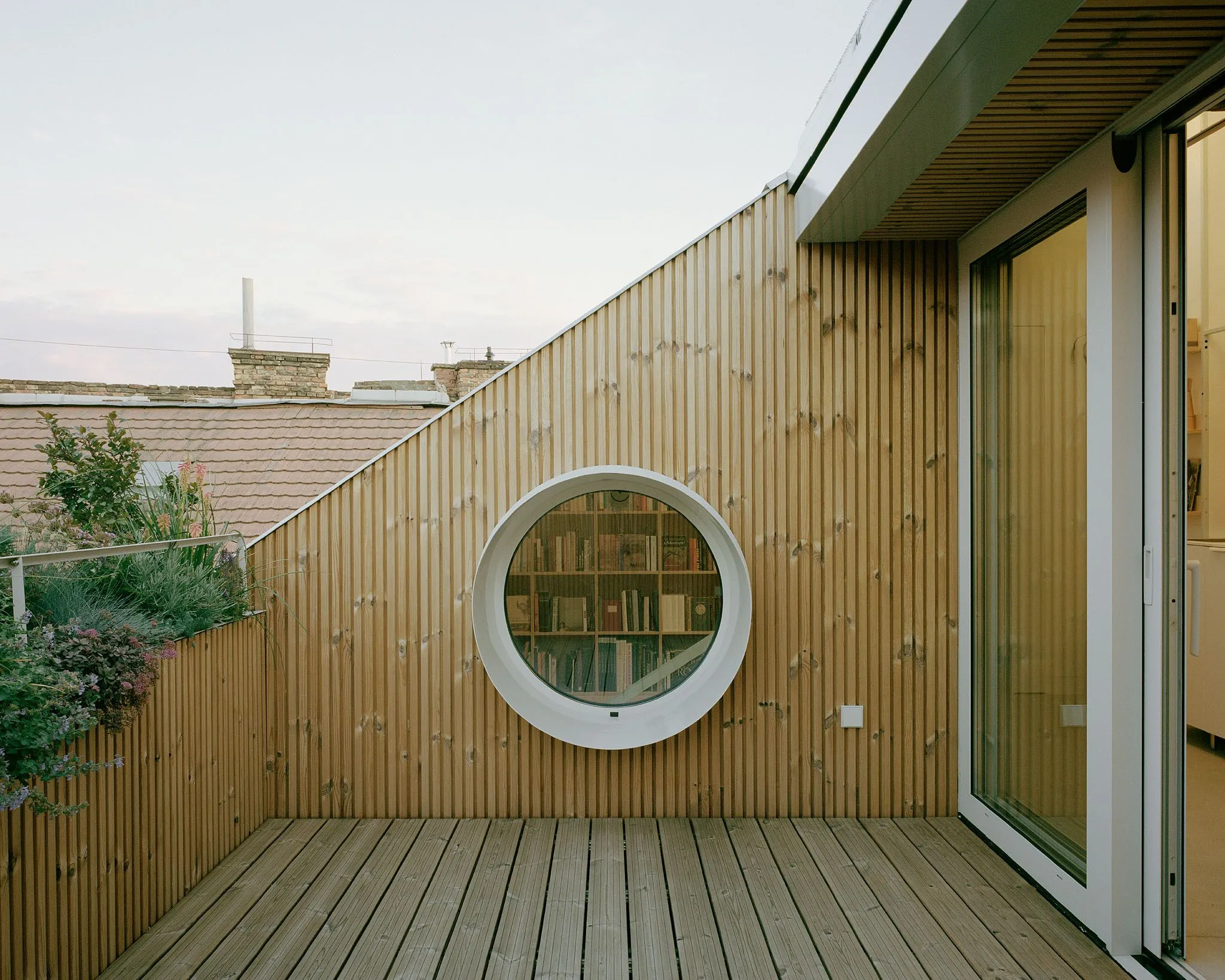 Gallery 10
