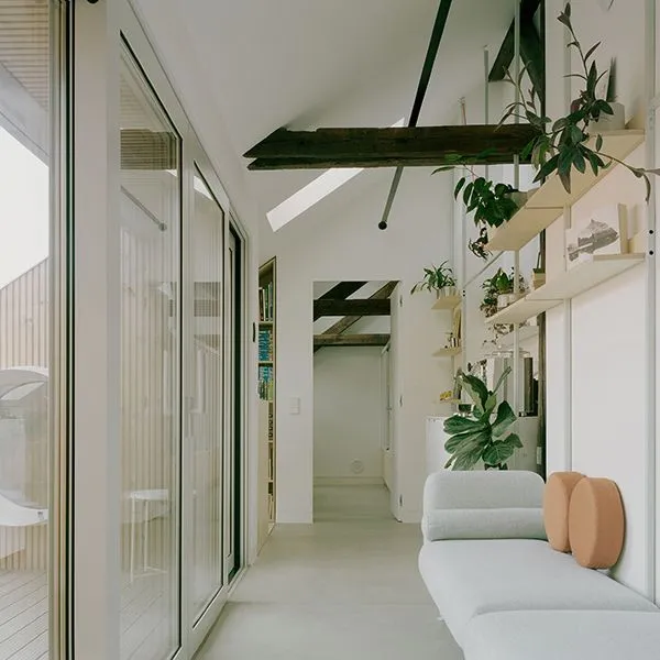 Gallery 12