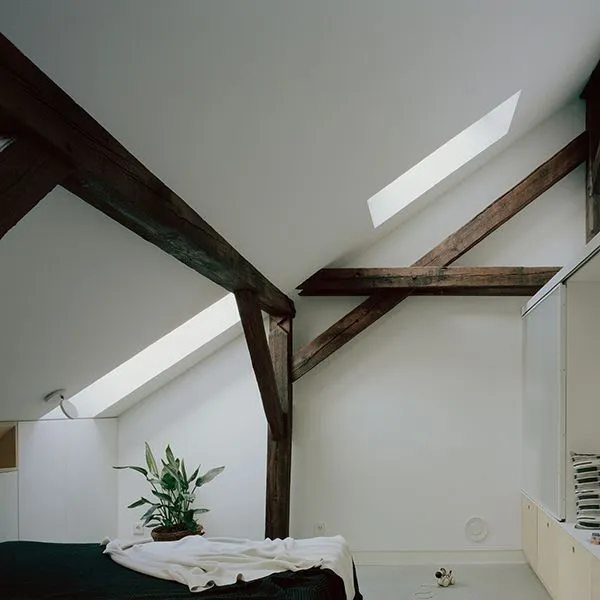 Gallery 16