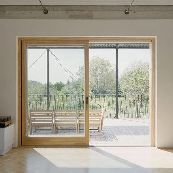Gallery 16