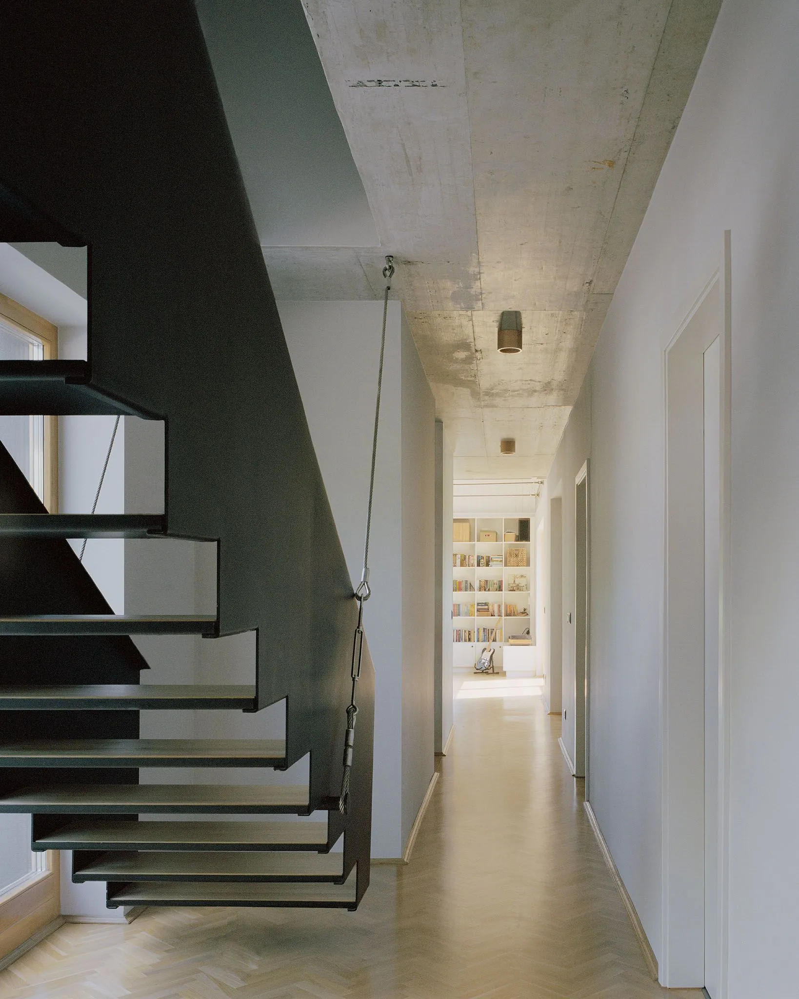 Gallery 19