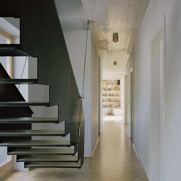 Gallery 19