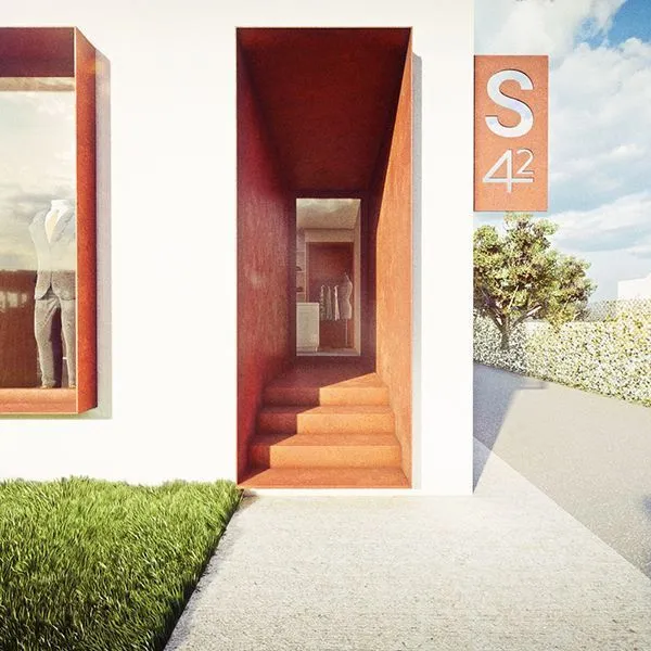 TQA2101 - S42 SHOP & APARTMENT